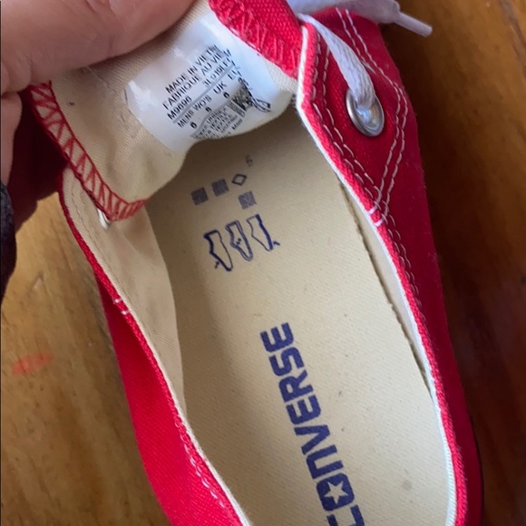 Red Converse - Picture 4 of 5